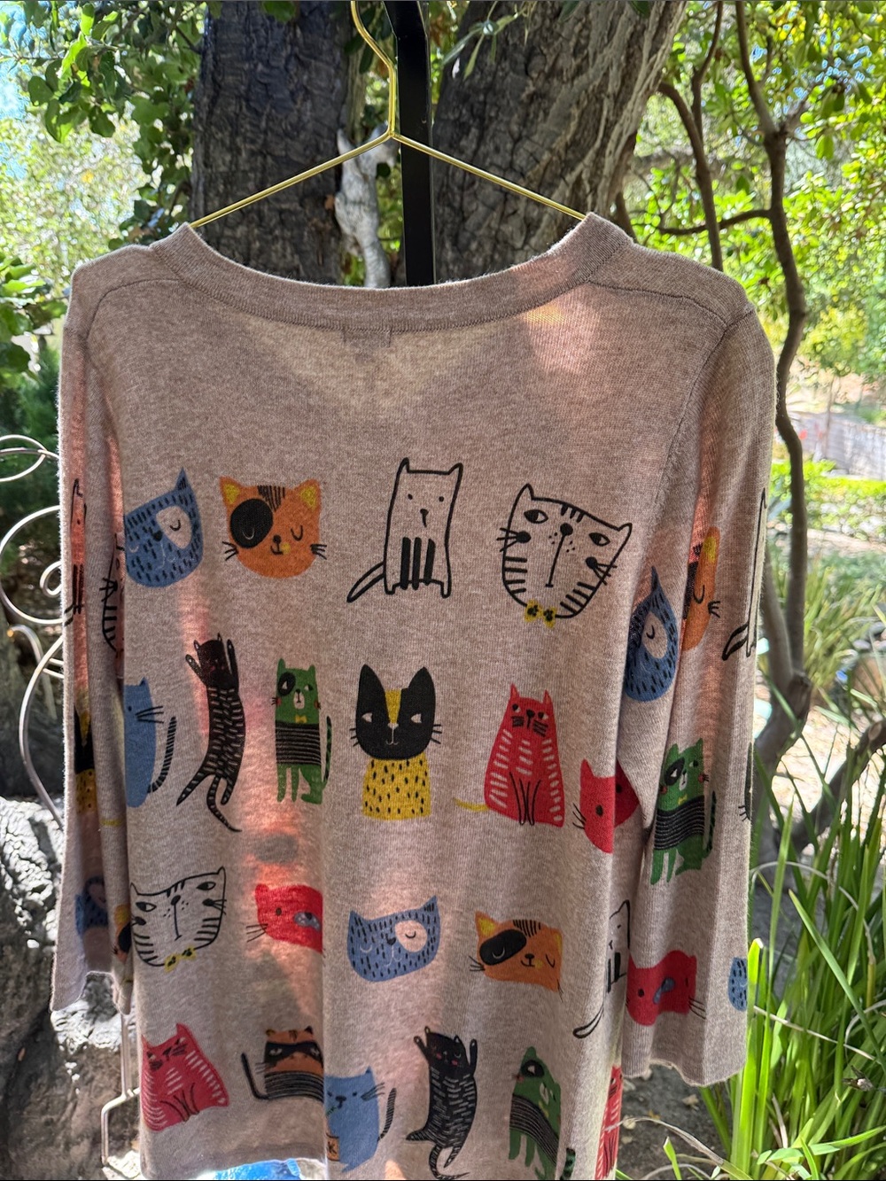 Cat Print V-Neck Sweater - Multicolor - Picture 2 of 5